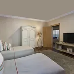 ساربيدور البوتيكي 4* توربا