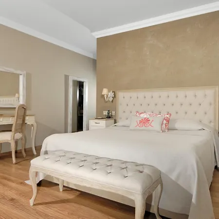 Sarpedor Boutique 4* Torba
