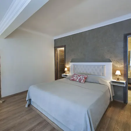 Sarpedor Boutique Szálloda Torba