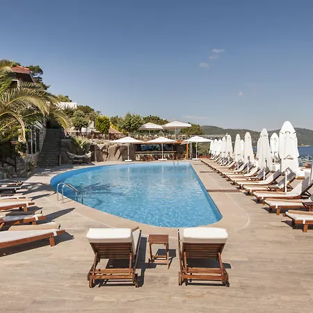 Sarpedor Boutique Hotel 4*