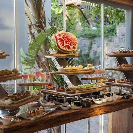 Sarpedor Boutique Hotel 4*