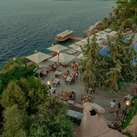 Szálloda Sarpedor Boutique Torba
