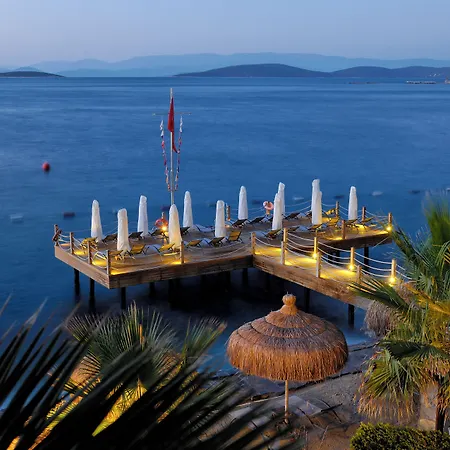 Sarpedor Boutique 4*